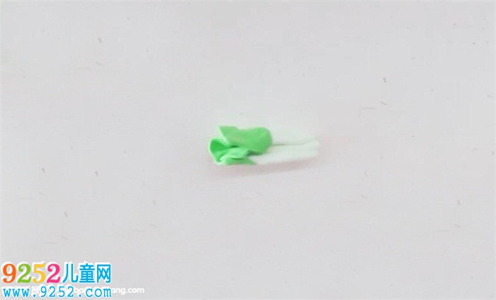 超輕粘土白菜怎么做