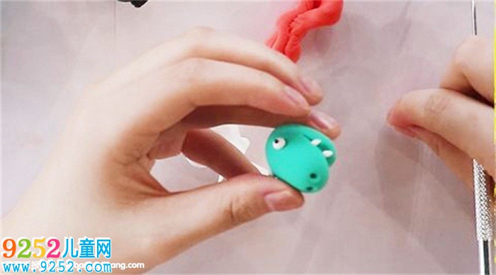 簡單的霸王龍粘土怎么做
