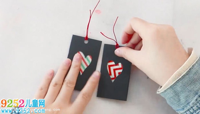 愛心書簽怎么做