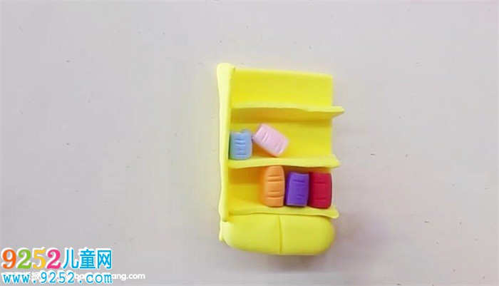 用超輕粘土做小書柜