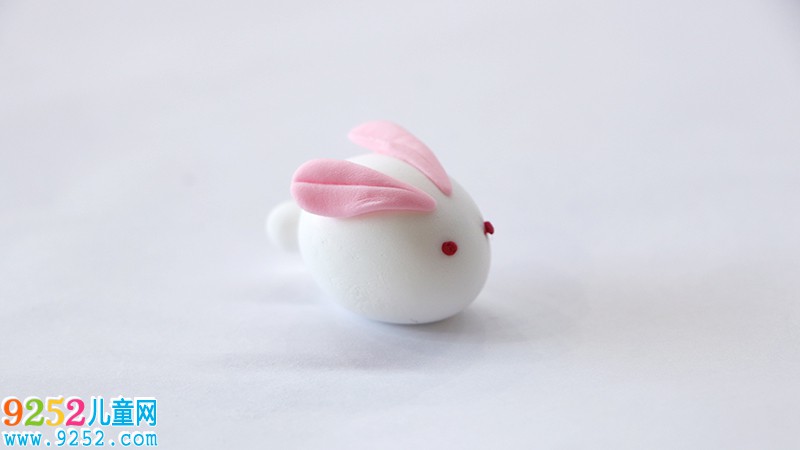 用超輕粘土做小兔子簡單