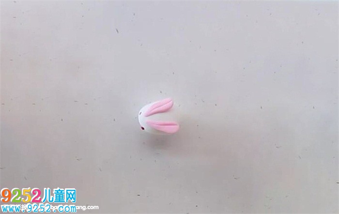 用超輕粘土做小兔子簡單