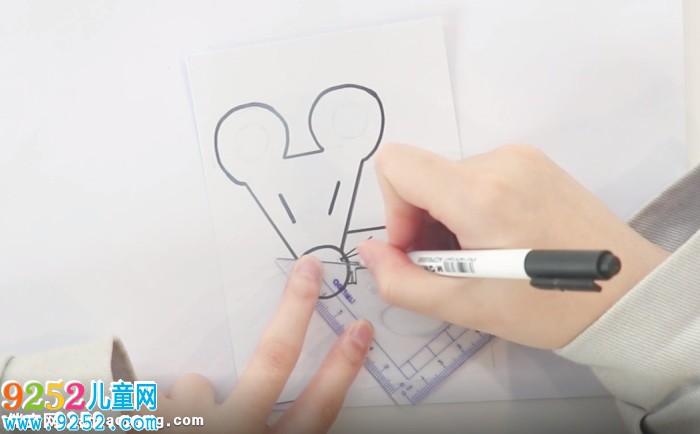 十二生肖鼠書(shū)簽制作方法