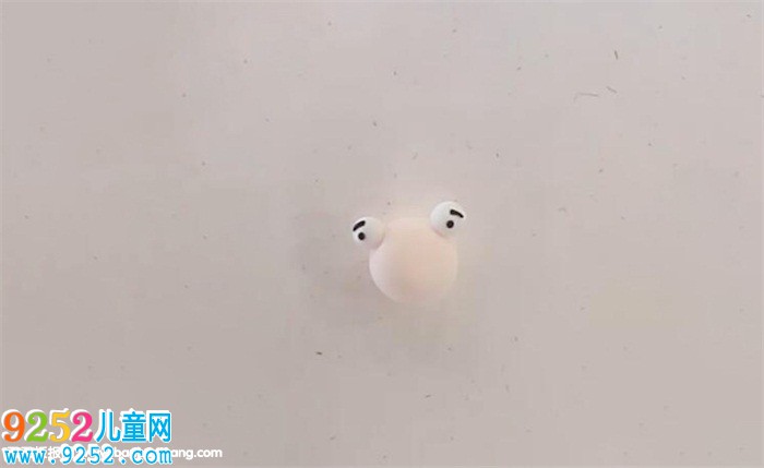 如何用超輕粘土做蝸牛