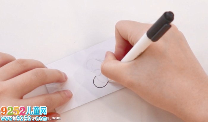 雙子座書(shū)簽制作方法