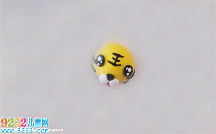 超輕粘土老虎怎么做