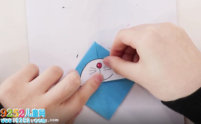 哆啦A夢書簽怎么制作