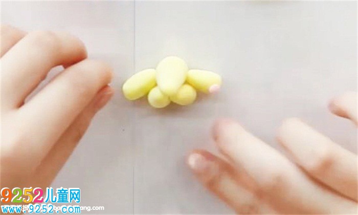 長(zhǎng)頸鹿粘土制作方法