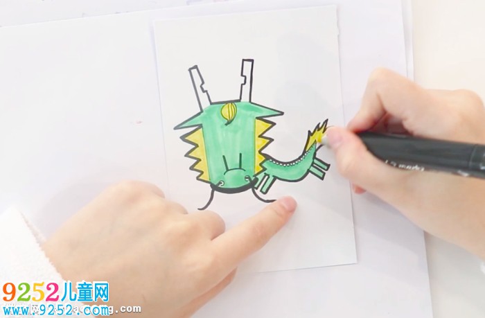 十二生肖龍書簽制作方法