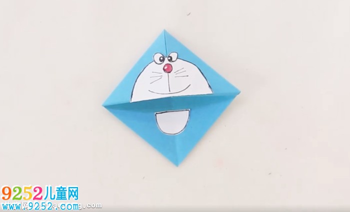 哆啦A夢書簽怎么制作