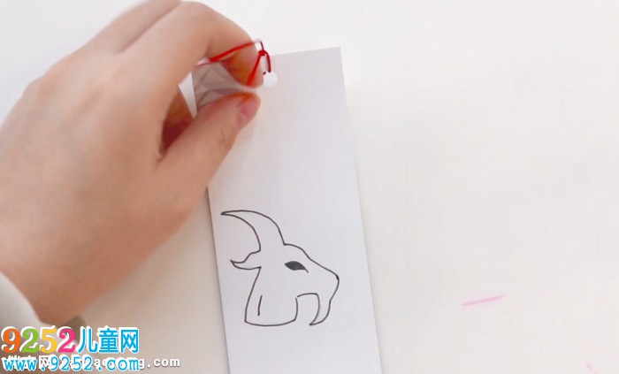 摩羯座書簽制作方法