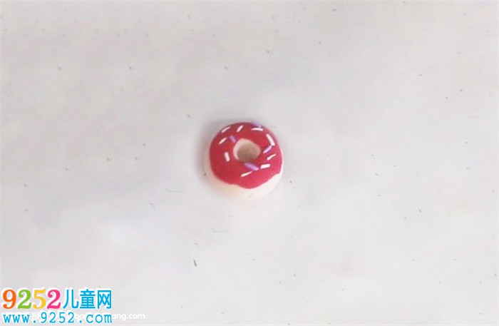 超輕粘土甜甜圈的做法