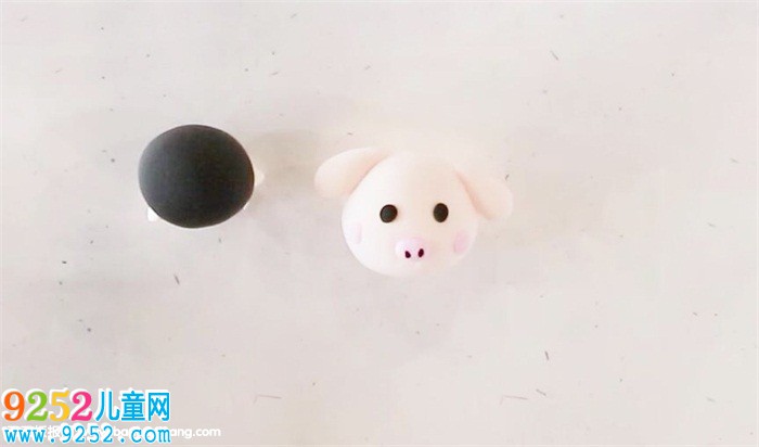 超輕粘土做可愛小豬