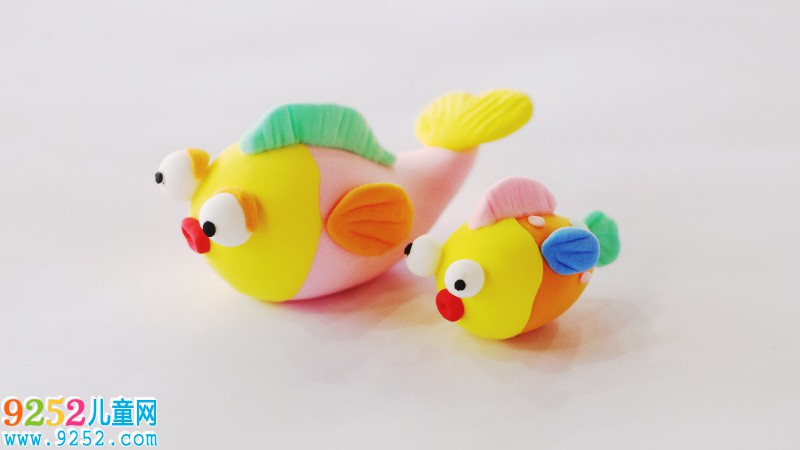 超輕粘土金魚的制作方法