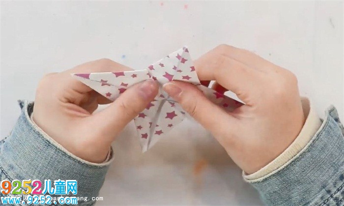 蝴蝶結(jié)書簽怎么折