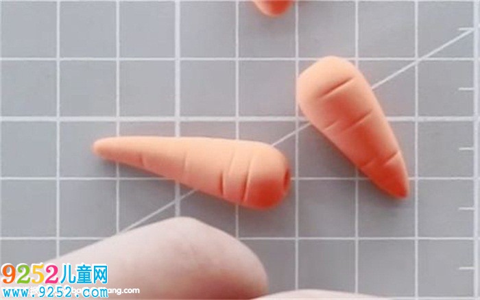 胡蘿卜超輕粘土制作方法
