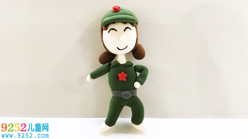 用超輕粘土做小紅軍