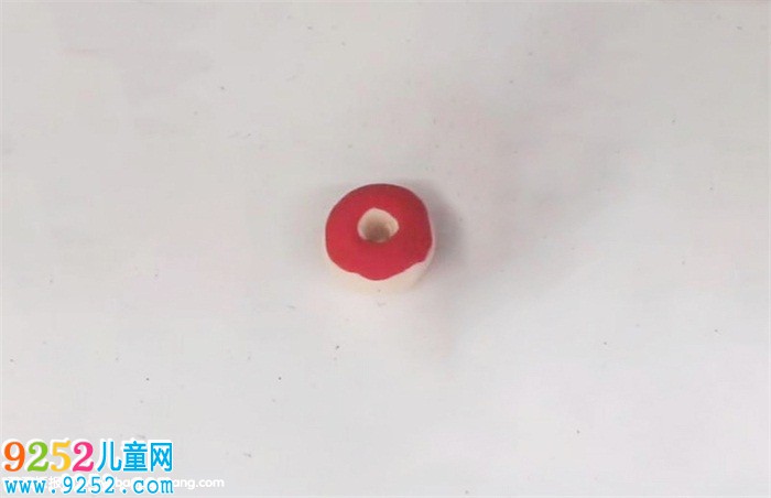 超輕粘土甜甜圈的做法