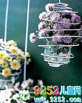 簡(jiǎn)單別致的廢料改造小花籃