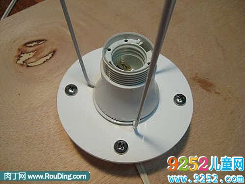 用拉鏈制作個性創(chuàng)意的燈罩