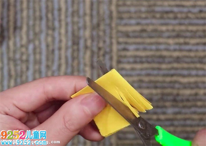 兒童手工孔明燈怎么做