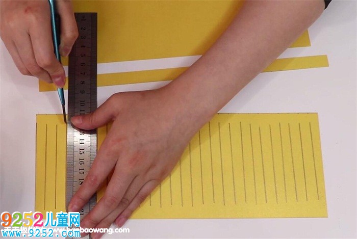 小學(xué)生手工燈籠怎么做