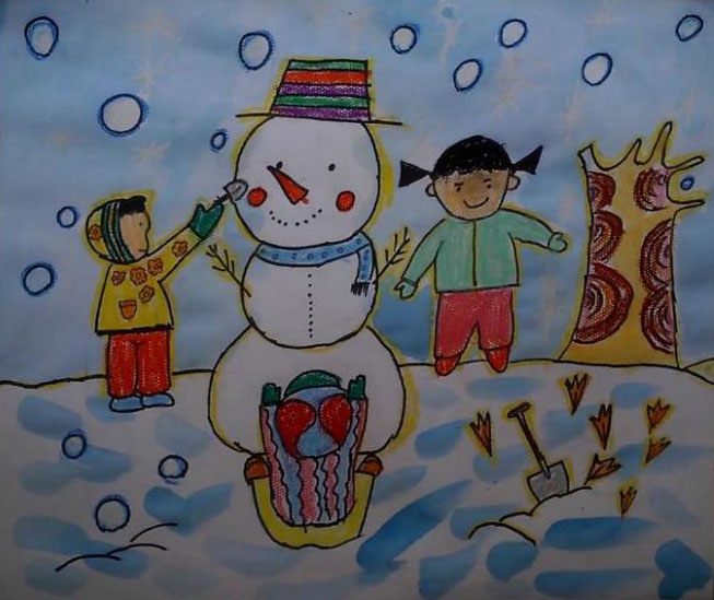 和雪人玩耍