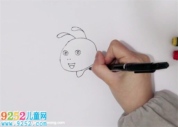 螞蟻<a href=http://www.inspiredelm.com/jianbihua/ target=_blank class=infotextkey>簡(jiǎn)筆畫</a>