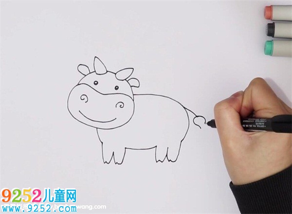 奶牛<a href=http://www.inspiredelm.com/jianbihua/ target=_blank class=infotextkey>簡筆畫</a>