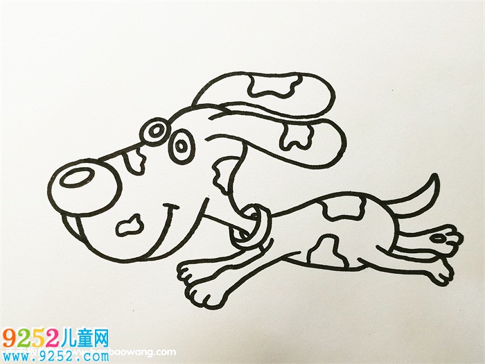 可愛的斑點(diǎn)狗怎么畫