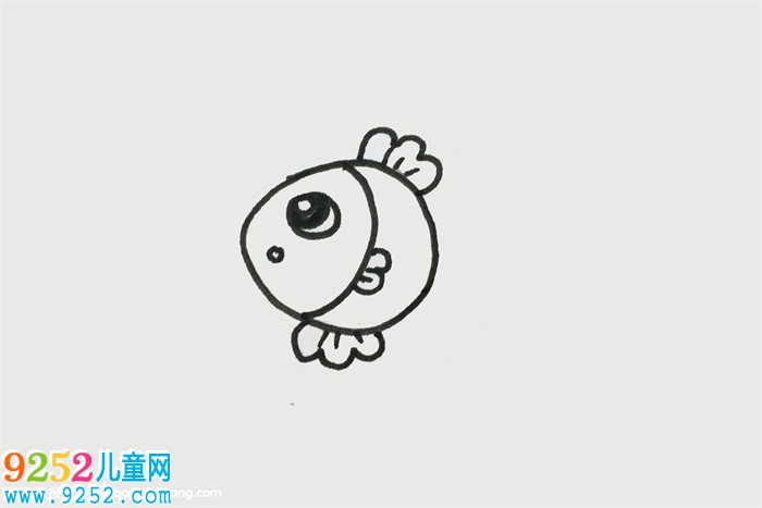 怎么畫(huà)小魚(yú)