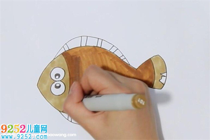 多寶魚<a href=http://www.inspiredelm.com/jianbihua/ target=_blank class=infotextkey>簡筆畫</a>
