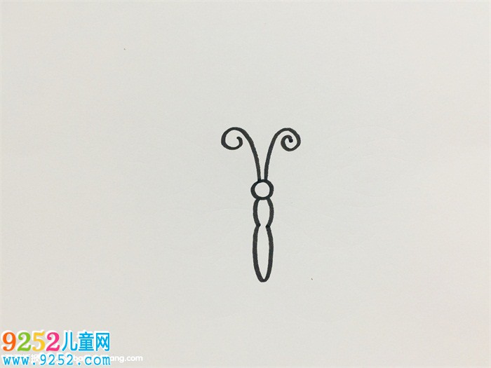 蝴蝶的花紋怎么畫