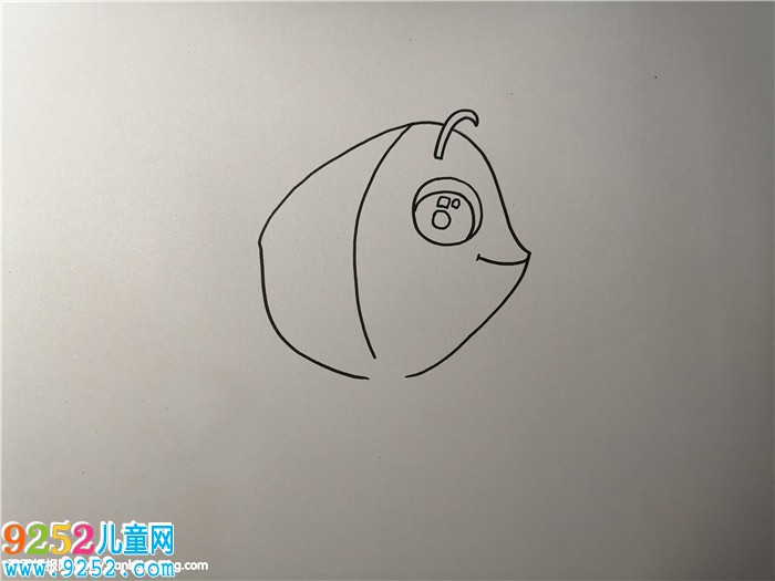 小金魚怎么畫一步一步教