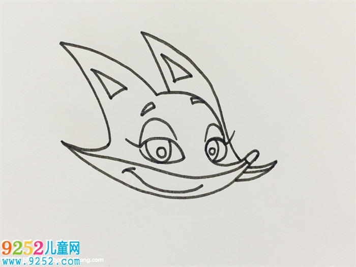 狐貍<a href=http://www.inspiredelm.com/jianbihua/ target=_blank class=infotextkey>簡(jiǎn)筆畫(huà)</a>步驟