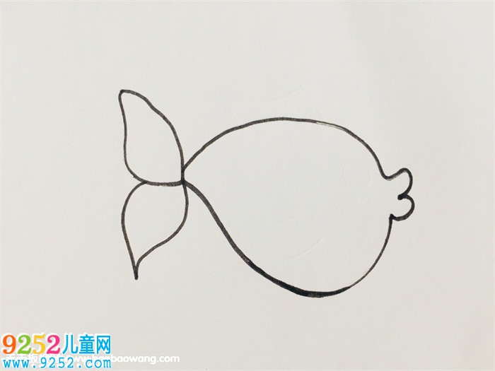 簡單的小魚怎么畫