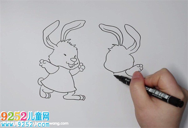 小白兔小灰兔<a href=http://www.inspiredelm.com/jianbihua/ target=_blank class=infotextkey>簡(jiǎn)筆畫</a>