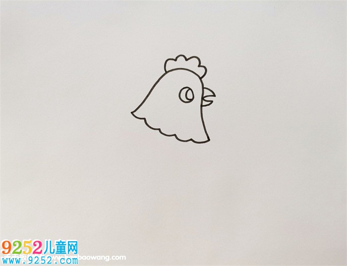母雞<a href=http://www.inspiredelm.com/jianbihua/ target=_blank class=infotextkey>簡(jiǎn)筆畫(huà)</a>步驟