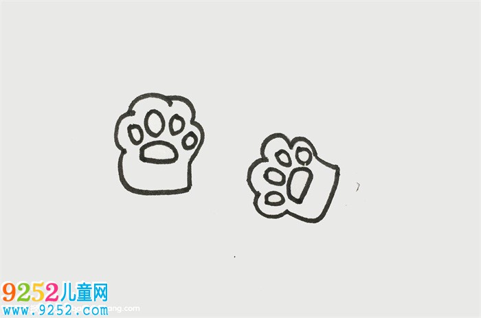 貓爪畫法可愛