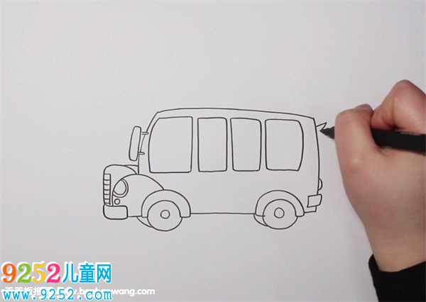 校車<a href=http://www.inspiredelm.com/jianbihua/ target=_blank class=infotextkey>簡筆畫</a>
