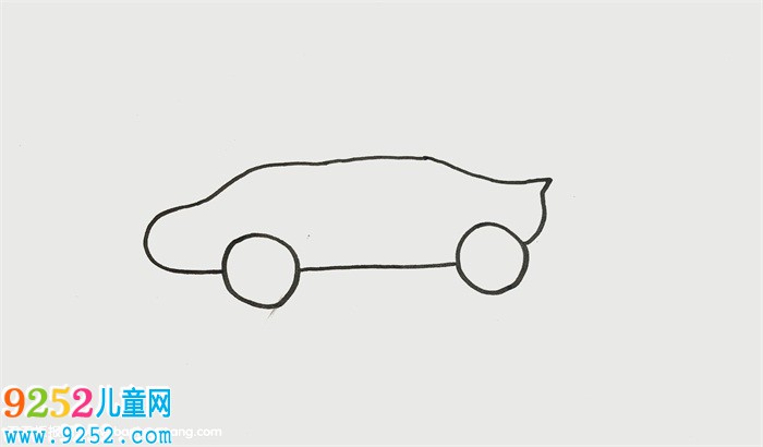 蘭博基尼怎么畫<a href=http://www.inspiredelm.com/jianbihua/ target=_blank class=infotextkey>簡筆畫</a>，一步一步的畫蘭博基尼