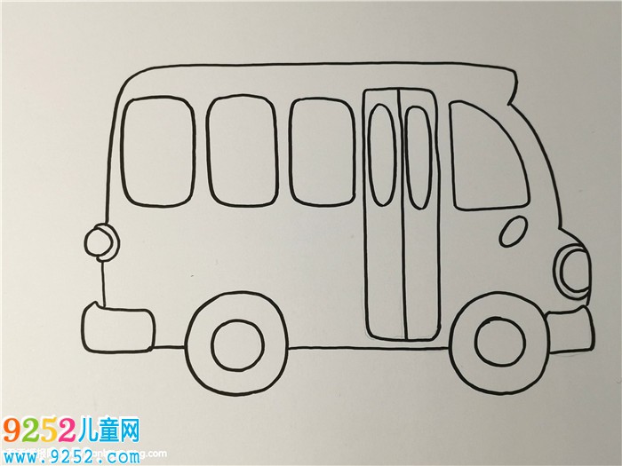 校車<a href=http://www.inspiredelm.com/jianbihua/ target=_blank class=infotextkey>簡筆畫</a>步驟