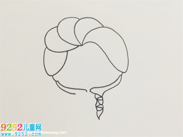愛(ài)莎怎么畫簡(jiǎn)單又漂亮