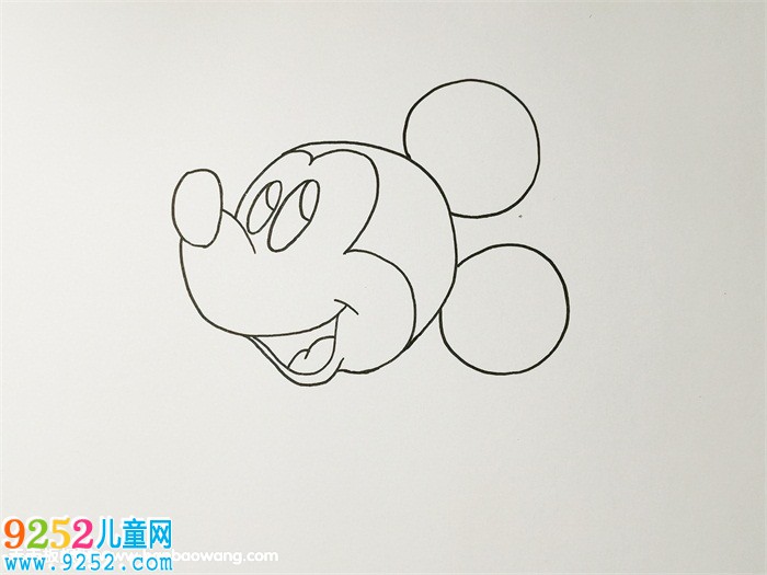 米奇<a href=http://www.inspiredelm.com/jianbihua/ target=_blank class=infotextkey>簡筆畫</a>步驟
