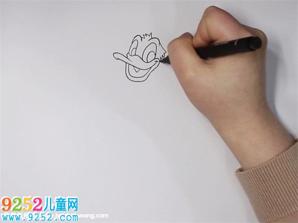 唐老鴨<a href=http://www.inspiredelm.com/jianbihua/ target=_blank class=infotextkey>簡筆畫</a>