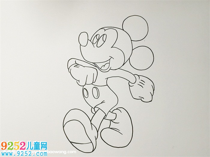 米奇<a href=http://www.inspiredelm.com/jianbihua/ target=_blank class=infotextkey>簡筆畫</a>步驟