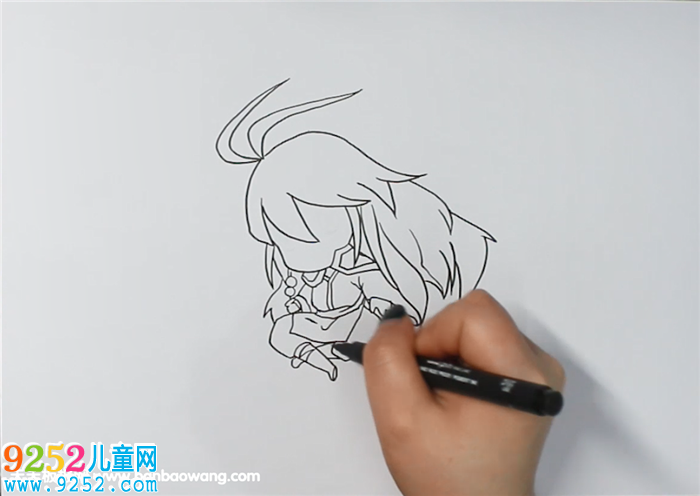東方月初<a href=http://www.inspiredelm.com/jianbihua/ target=_blank class=infotextkey>簡筆畫</a>