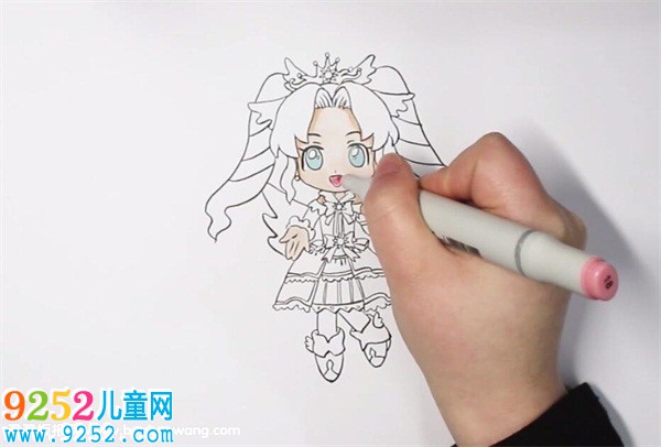 一步一步畫彩俐公主
