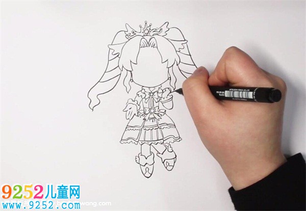 一步一步畫彩俐公主