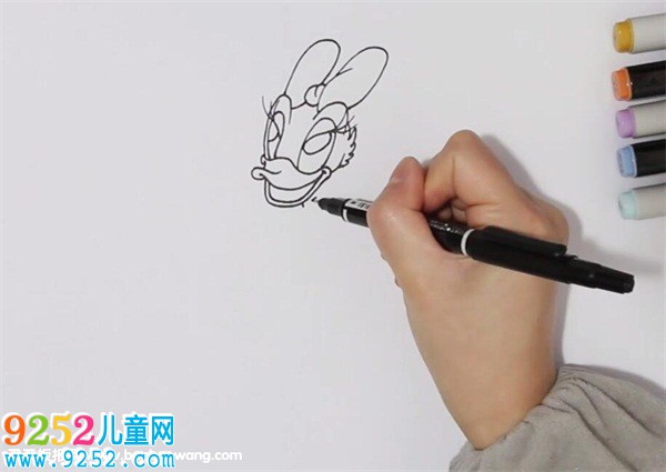 黛絲<a href=http://www.inspiredelm.com/jianbihua/ target=_blank class=infotextkey>簡(jiǎn)筆畫(huà)</a>